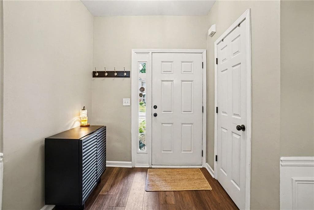 3 bedroom, 3 bathroom, 1,638 sq ft townhouse for rent at 241 Kigian Trail, Woodstock, GA 30188 for $2,000 a month — photo 4
