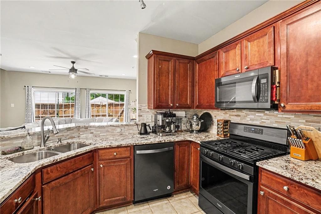 3 bedroom, 3 bathroom, 1,638 sq ft townhouse for rent at 241 Kigian Trail, Woodstock, GA 30188 for $2,000 a month — photo 10