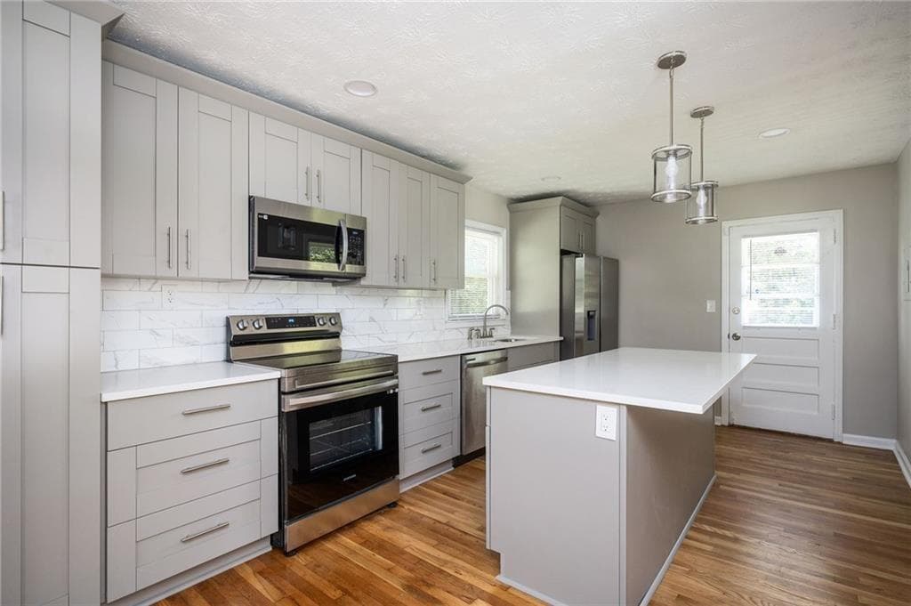 2 bedroom, 1 bathroom, 980 sq ft single family residence for rent at 2823 McAfee Road, Decatur, GA 30032 for $1,650 a month — photo 10