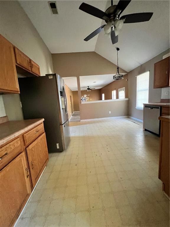 3 bedroom, 3 bathroom, 1,988 sq ft single family residence under contract at 4137 Waldrop Hills Drive, Decatur, GA 30034 — photo 8