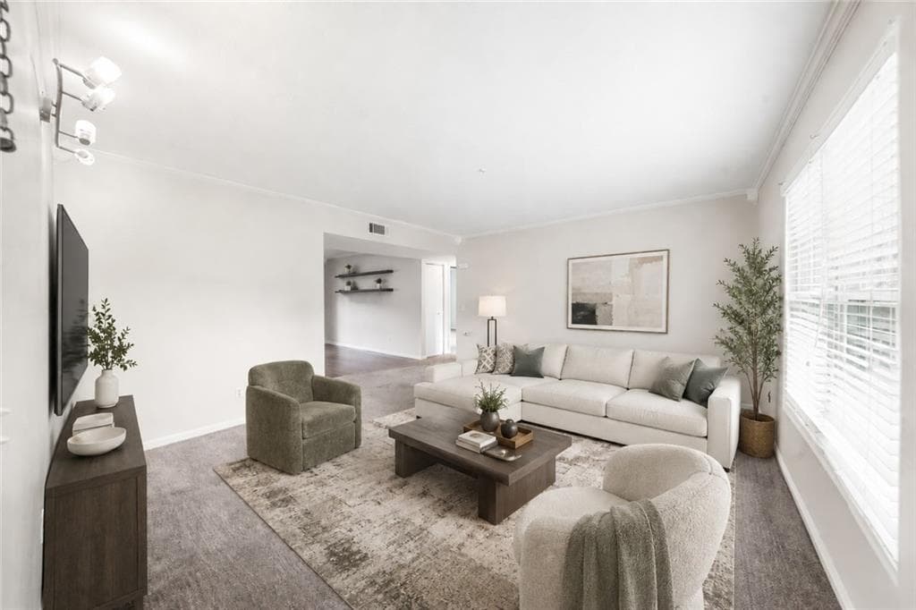 2 bedroom, 2 bathroom, 1,350 sq ft condominium for sale at 3825 Lavista Road P4, Tucker, GA 30084