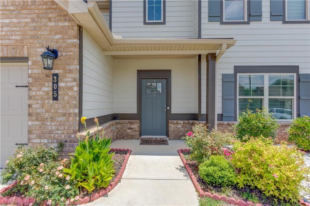 5 bedroom, 3 bathroom, 2,771 sq ft single family residence under contract at 305 Eleanora Crossing, Loganville, GA 30052 — photo 7