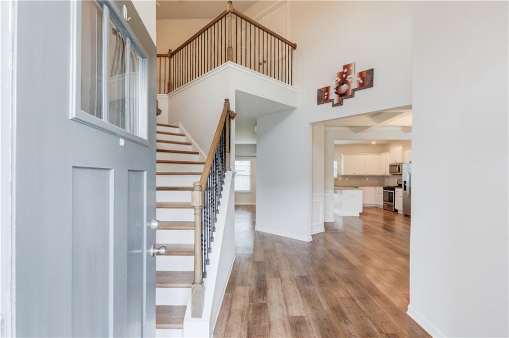 5 bedroom, 3 bathroom, 2,771 sq ft single family residence under contract at 305 Eleanora Crossing, Loganville, GA 30052 — photo 8