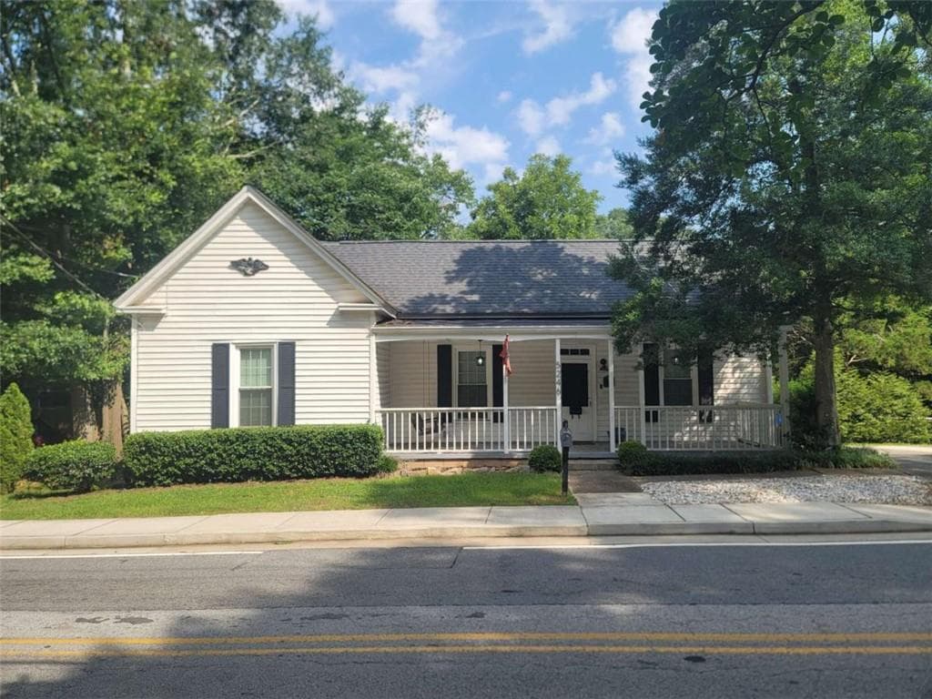 3 bedroom, 2 bathroom, 1,138 sq ft single family residence for rent at 5246 W Mountain Street, Stone Mountain, GA 30083 for $2,000 a month — photo 1 of 17
