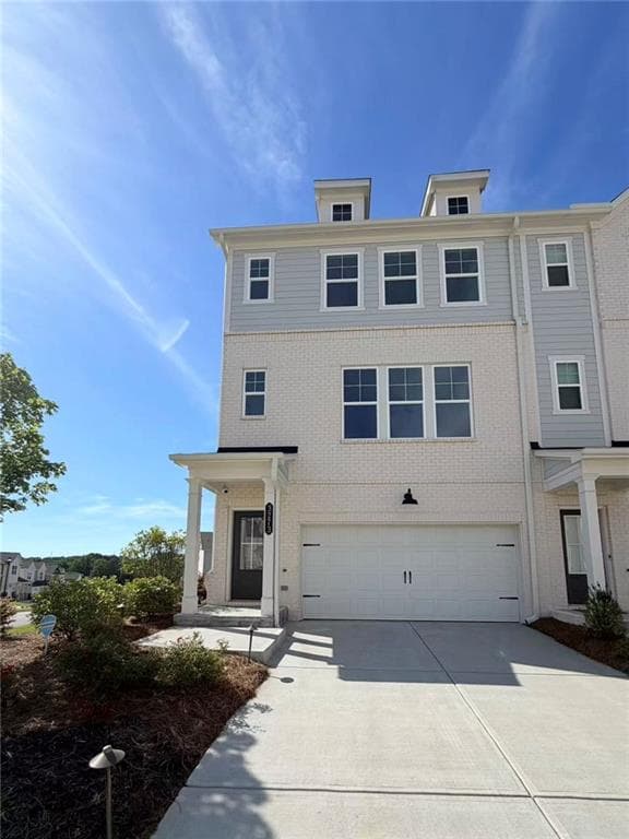 4 bedroom, 4 bathroom, 2,572 sq ft townhouse for sale at 3273 Durston Court, Dacula, GA 30019 — photo 1 of 34