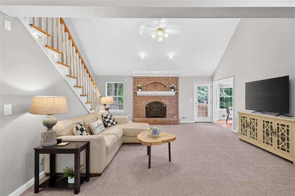 5 bedroom, 5 bathroom, 3,032 sq ft single family residence for sale at 1074 Westchester Drive, Lilburn, GA 30047 — photo 5