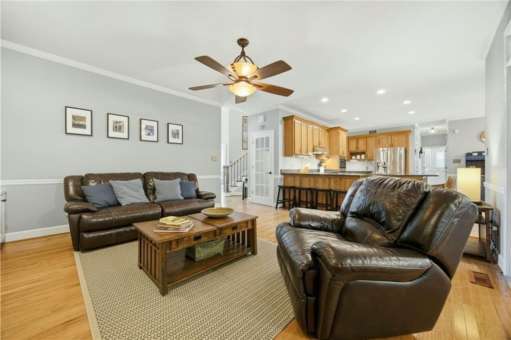 5 bedroom, 4 bathroom, 4,200 sq ft single family residence for sale at 1390 Rivershyre Parkway, Lawrenceville, GA 30043 — photo 9