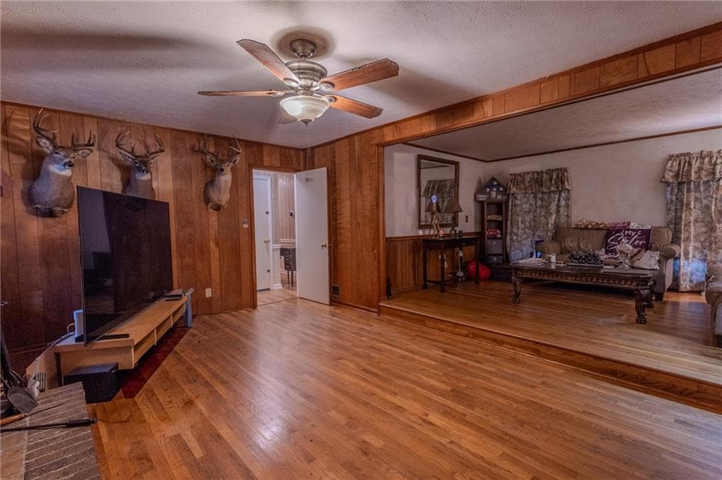 3 bedroom, 2 bathroom, 1,808 sq ft single family residence for sale at 5873 Button Gwinnett Place, Norcross, GA 30093 — photo 8
