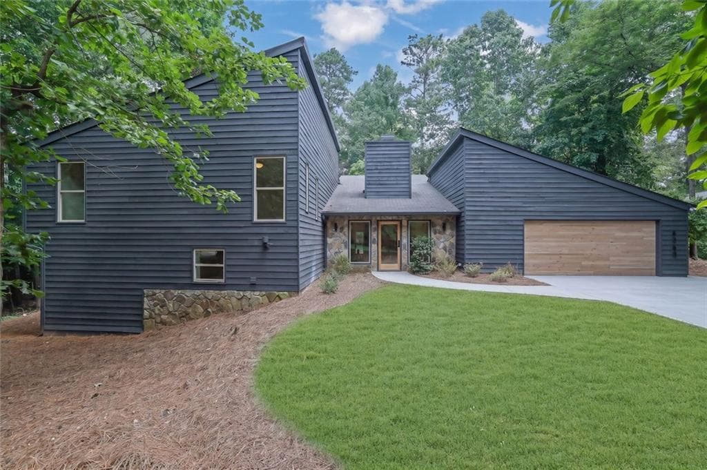 4260 Loch Highland Parkway, Roswell, GA 30075 — most recent listing photo