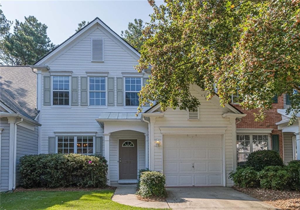 3 bedroom, 3 bathroom, 1,642 sq ft townhouse for sale at 7010 Richland Court, Roswell, GA 30076