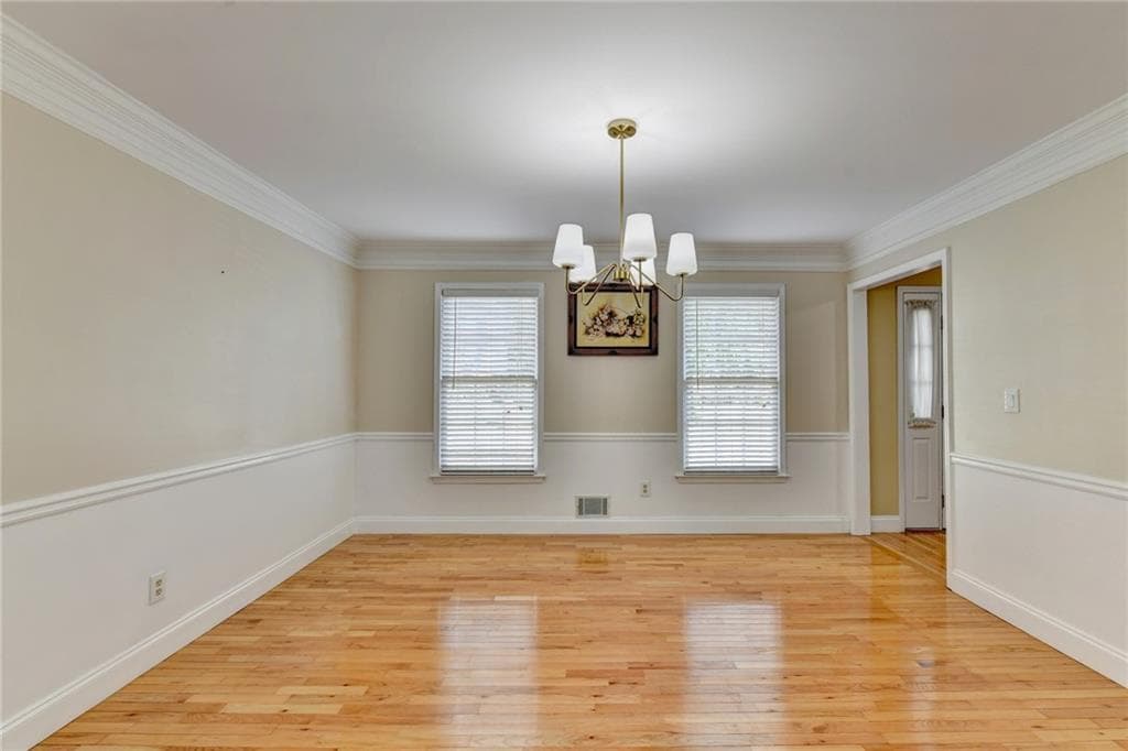 3 bedroom, 3 bathroom, 2,657 sq ft single family residence for sale at 1437 Watsons Place, Lawrenceville, GA 30043 — photo 5