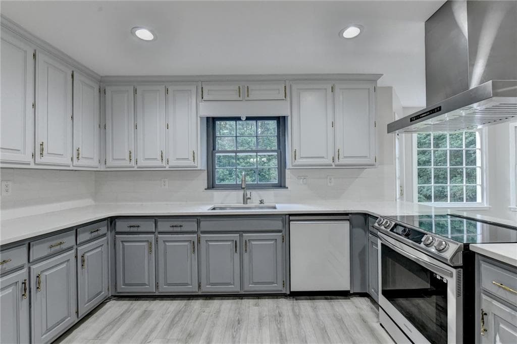 3 bedroom, 3 bathroom, 2,657 sq ft single family residence for sale at 1437 Watsons Place, Lawrenceville, GA 30043 — photo 7