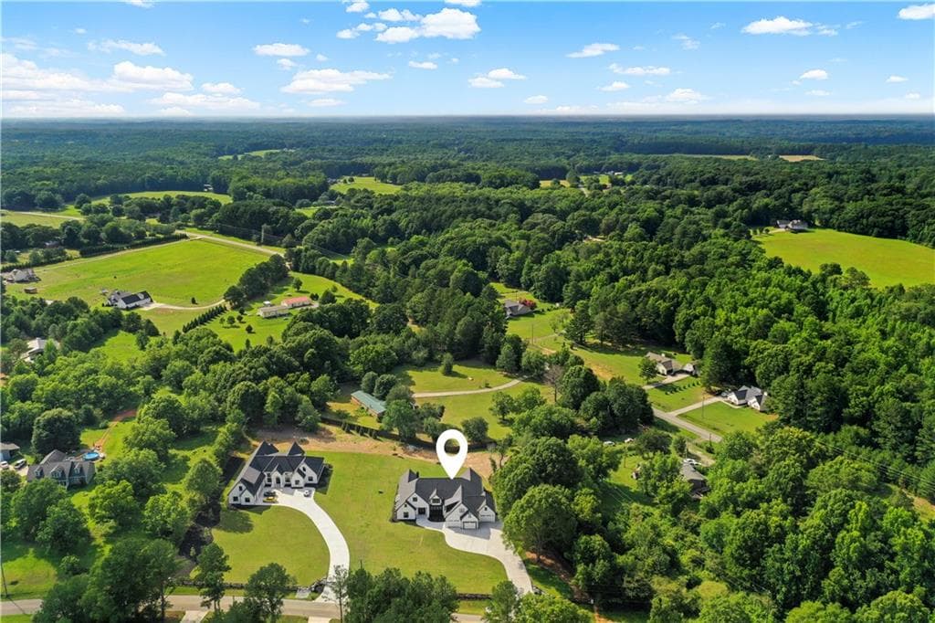 5 bedroom, 6 bathroom, 7,085 sq ft single family residence for sale at 2376 Wall Road, Monroe, GA 30655 — photo 7