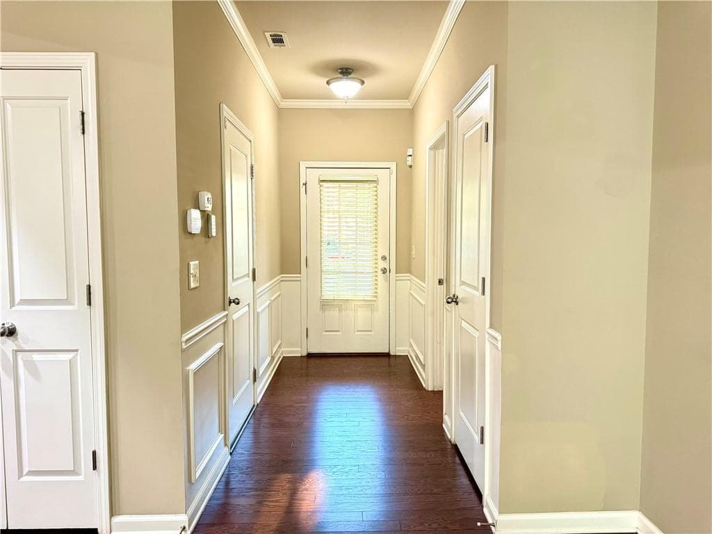 3 bedroom, 3 bathroom, 1,648 sq ft townhouse for sale at 2885 Maple Park Place, Cumming, GA 30041 — photo 3