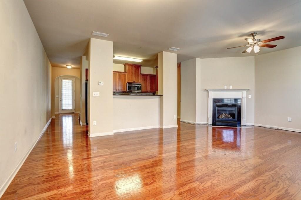 3 bedroom, 3 bathroom, 1,944 sq ft townhouse for sale at 2649 Sardis Chase Court, Buford, GA 30519 — photo 5