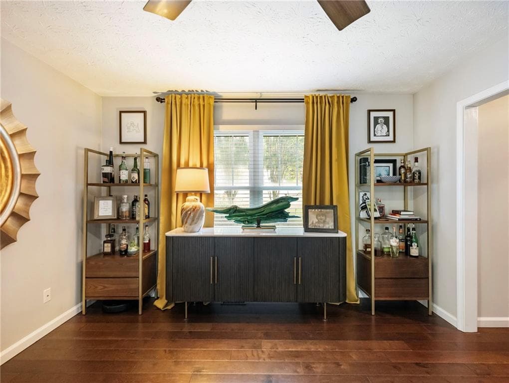 3 bedroom, 4 bathroom, 2,154 sq ft single family residence for sale at 5735 Freeman Drive, Cumming, GA 30028 — photo 10