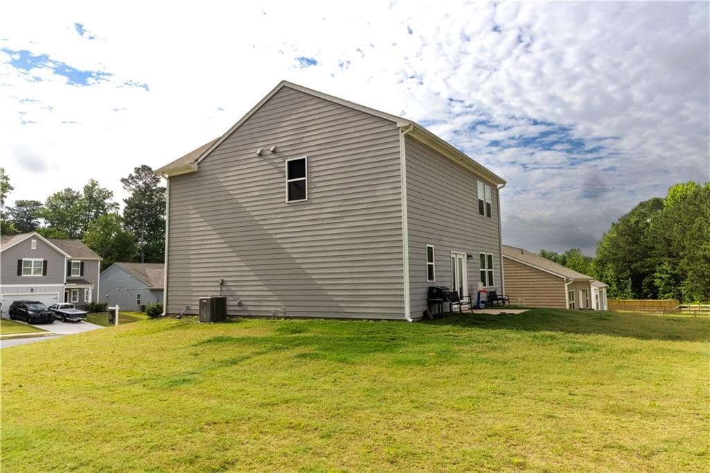 4 bedroom, 3 bathroom, 1,870 sq ft single family residence for sale at 198 Colbury Street, Villa Rica, GA 30180 — photo 5