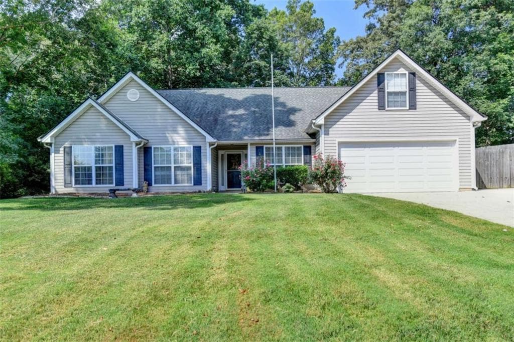 4 bedroom, 2 bathroom single family residence sold at 3143 Centurion Drive, Gainesville, GA 30506