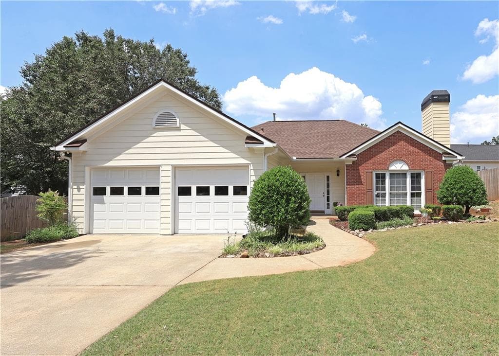 3 bedroom, 2 bathroom, 1,760 sq ft single family residence under contract at 2813 Colleton Drive, Marietta, GA 30066