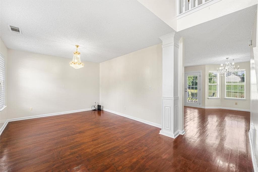 4 bedroom, 3 bathroom, 2,188 sq ft single family residence under contract at 6940 Pompas Court, Douglasville, GA 30135 — photo 5