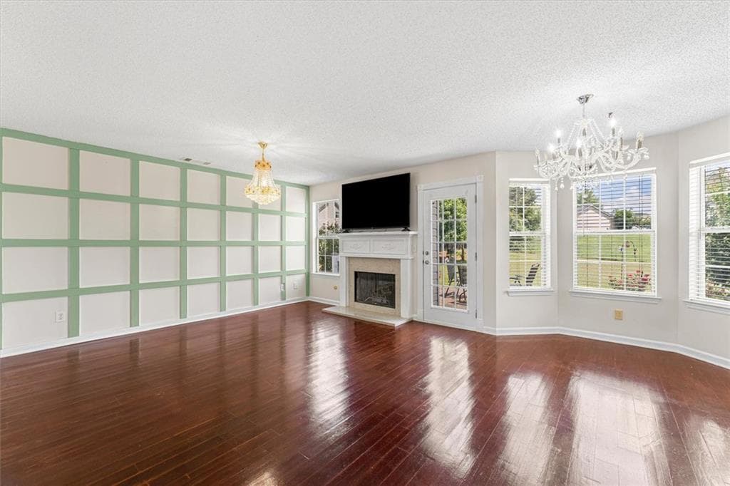4 bedroom, 3 bathroom, 2,188 sq ft single family residence under contract at 6940 Pompas Court, Douglasville, GA 30135 — photo 7