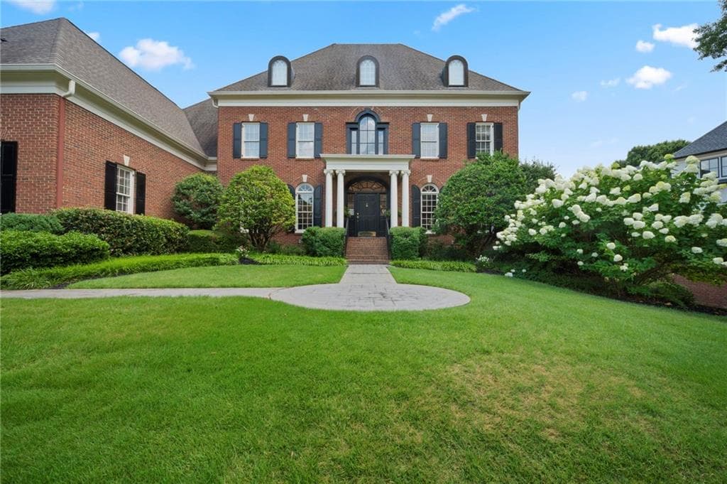 6 bedroom, 6 bathroom, 7,095 sq ft single family residence for sale at 447 Langley Oaks Drive, Marietta, GA 30067 — photo 2