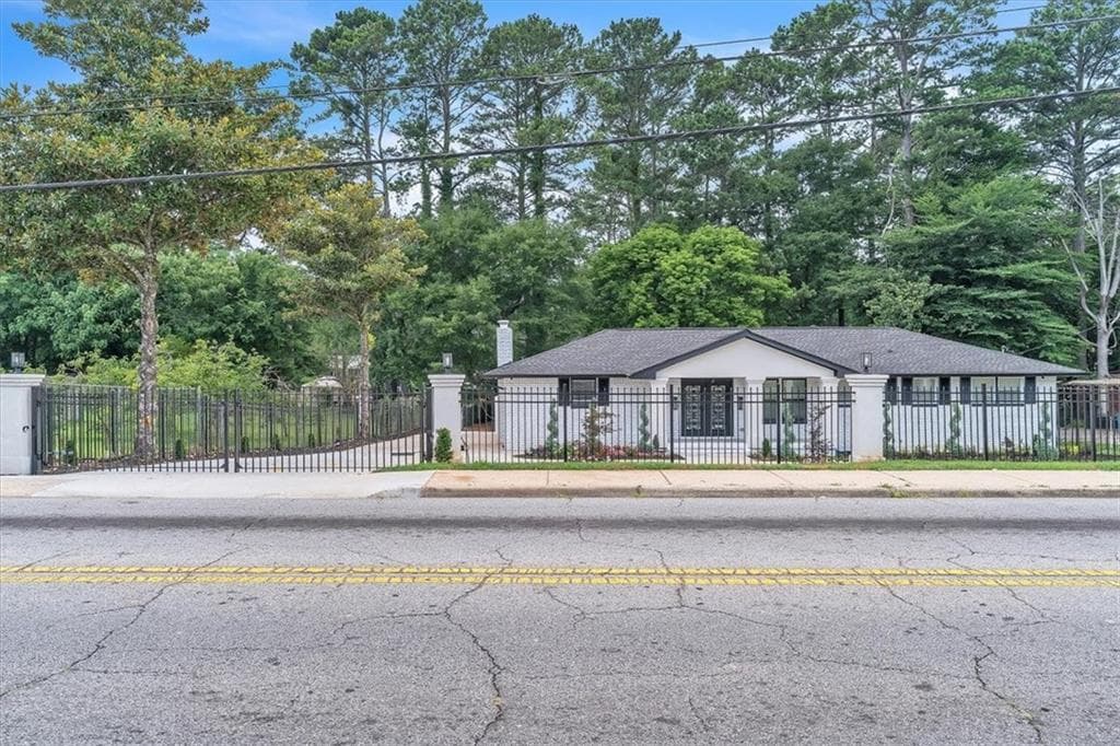 3 bedroom, 3 bathroom, 1,875 sq ft single family residence for sale at 6873 Church Street, Riverdale, GA 30274 — photo 2