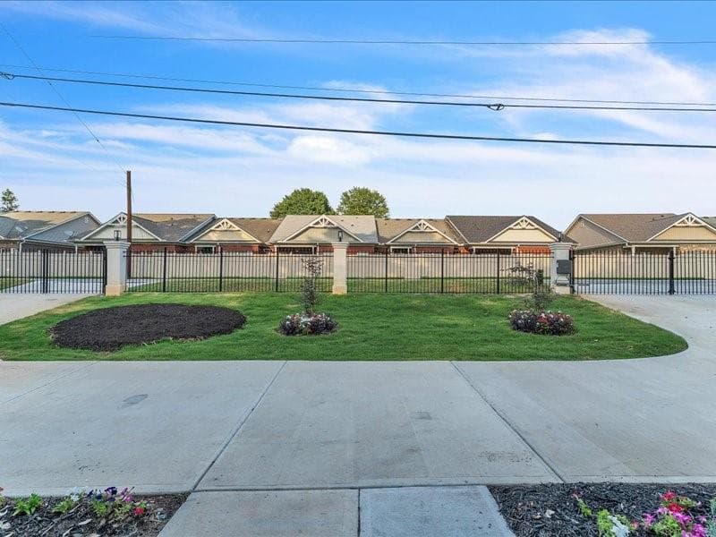 3 bedroom, 3 bathroom, 1,875 sq ft single family residence for sale at 6873 Church Street, Riverdale, GA 30274 — photo 5