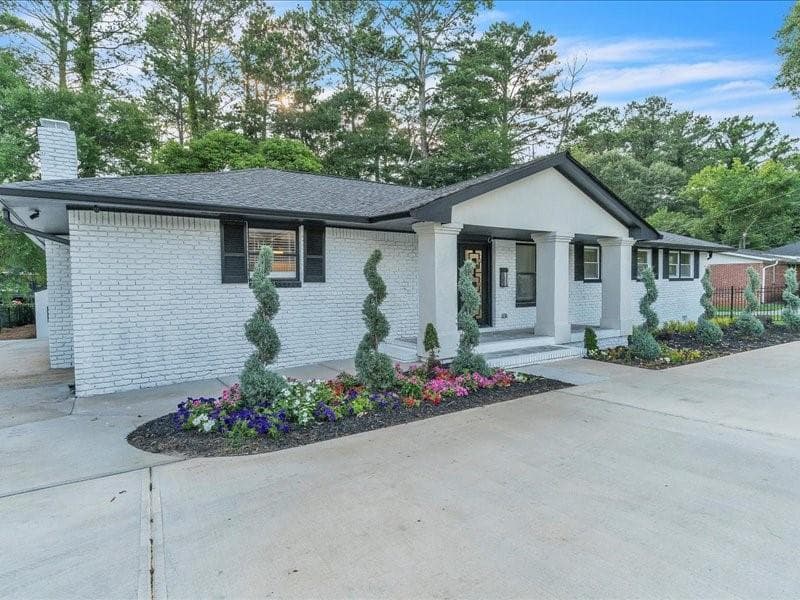 3 bedroom, 3 bathroom, 1,875 sq ft single family residence for sale at 6873 Church Street, Riverdale, GA 30274 — photo 6