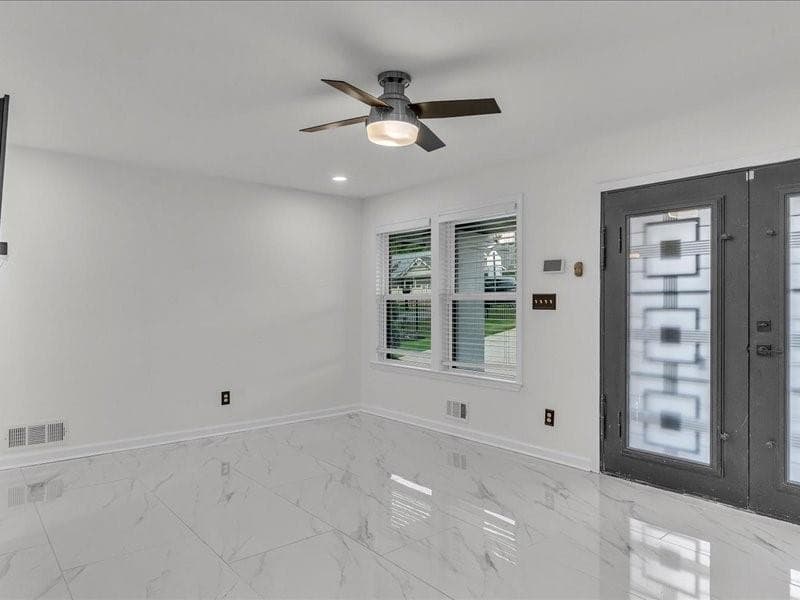 3 bedroom, 3 bathroom, 1,875 sq ft single family residence for sale at 6873 Church Street, Riverdale, GA 30274 — photo 8