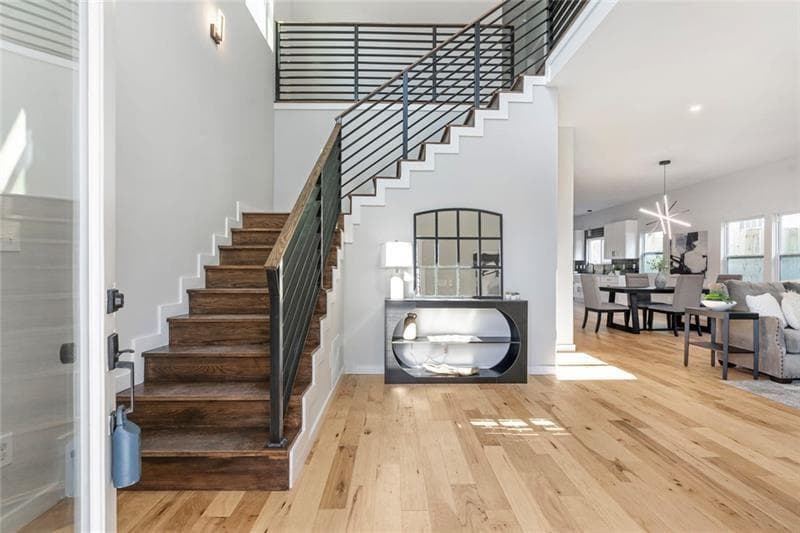 5 bedroom, 4 bathroom, 3,000 sq ft single family residence for sale at 959 Woodbourne Drive, Atlanta, GA 30310 — photo 4