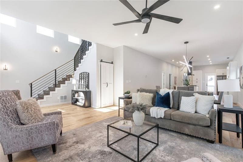 5 bedroom, 4 bathroom, 3,000 sq ft single family residence for sale at 959 Woodbourne Drive, Atlanta, GA 30310 — photo 7