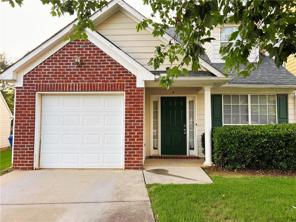 3 bedroom, 4 bathroom, 1,394 sq ft single family residence for sale at 4123 Ravenwood Court, Union City, GA 30291