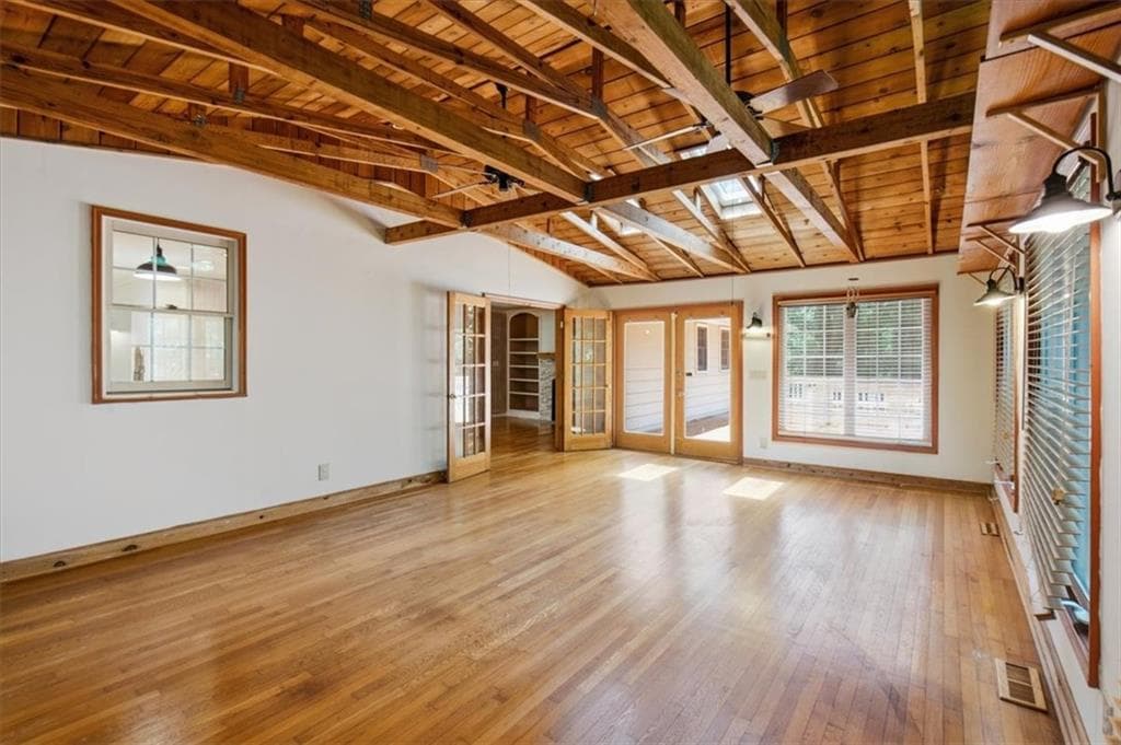 3 bedroom, 2 bathroom, 2,288 sq ft single family residence for sale at 112 Cross Gate Drive, Marietta, GA 30068 — photo 9
