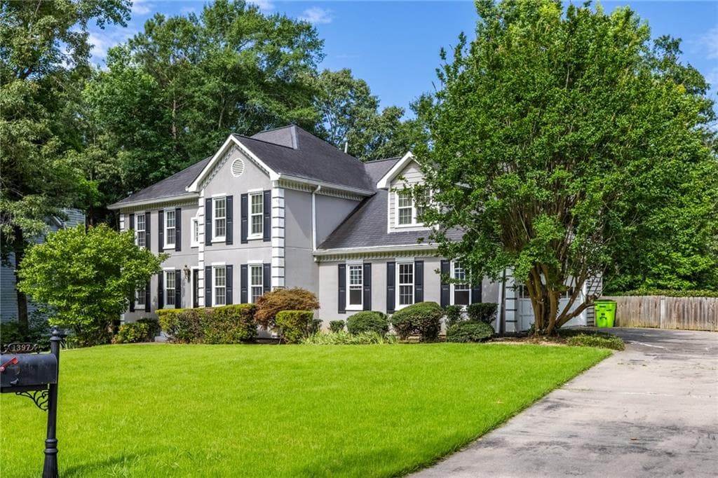 6 bedroom, 4 bathroom, 2,993 sq ft single family residence for sale at 1397 Wynford Gate, Marietta, GA 30064 — photo 2