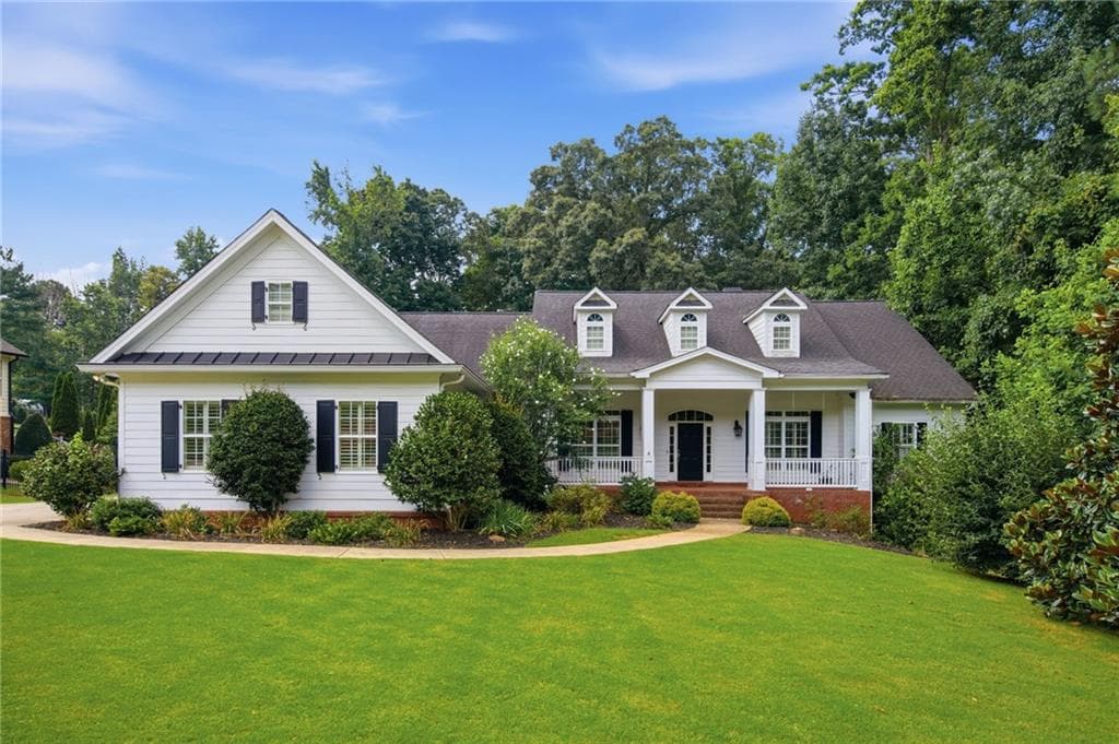 4 bedroom, 3 bathroom, 3,148 sq ft single family residence for sale at 5105 Stefan Ridge Way, Buford, GA 30519