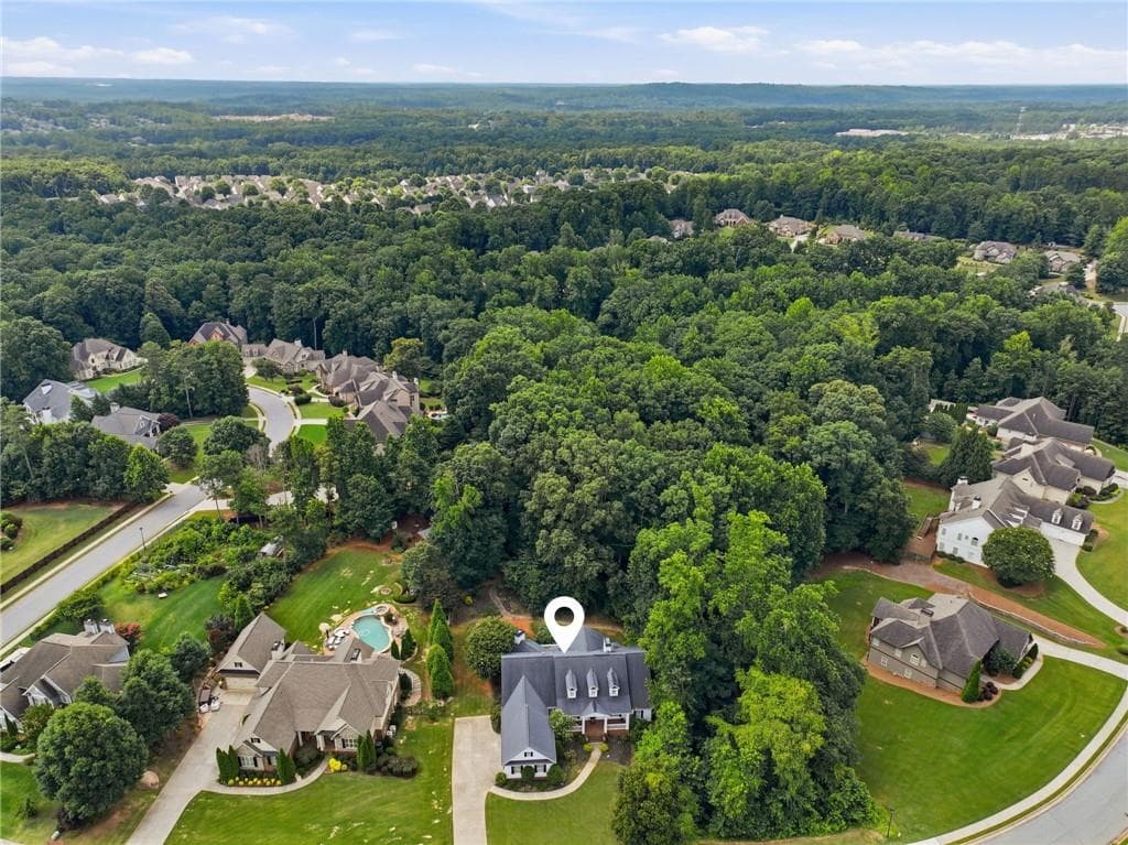 4 bedroom, 3 bathroom, 3,148 sq ft single family residence for sale at 5105 Stefan Ridge Way, Buford, GA 30519 — photo 2