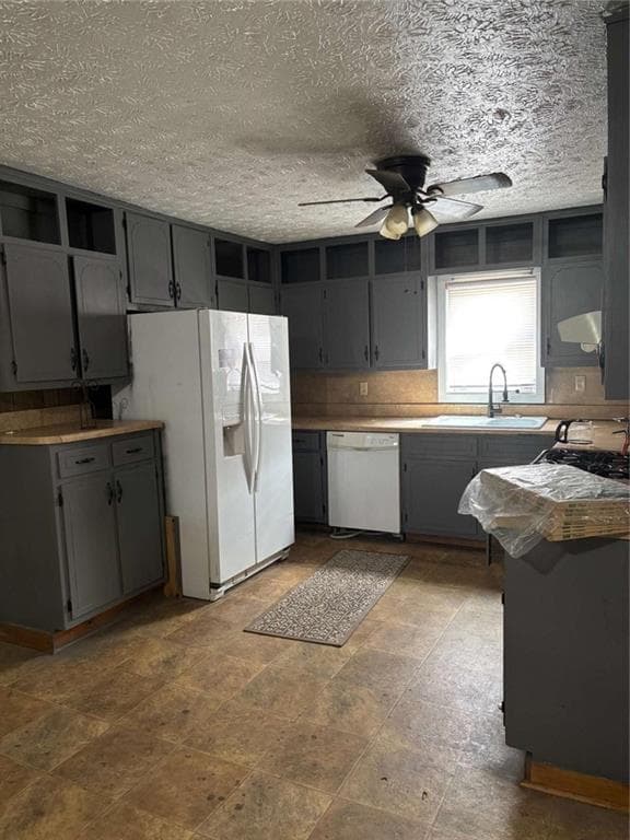 3 bedroom, 2 bathroom, 1,630 sq ft single family residence for sale at 5355 Salem Road, Covington, GA 30016 — photo 3