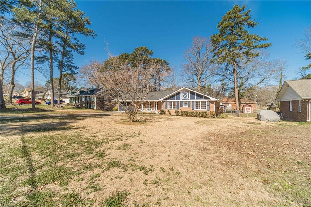 3 bedroom, 2 bathroom, 1,546 sq ft single family residence for sale at 3823 Palisade Court, Snellville, GA 30039 — photo 5