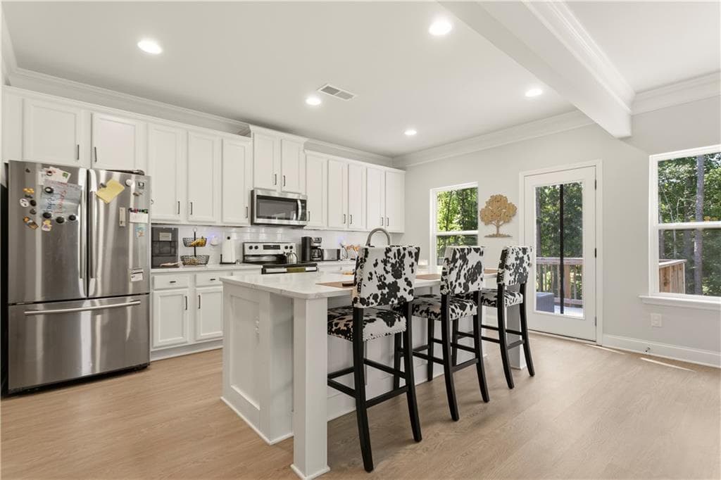 5 bedroom, 5 bathroom, 2,997 sq ft single family residence for sale at 778 Laurel Cove Drive, Hoschton, GA 30548 — photo 9