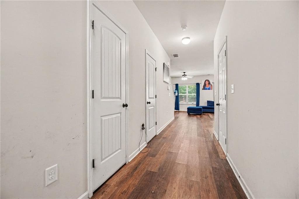 3 bedroom, 3 bathroom, 1,651 sq ft townhouse for sale at 1703 Creel Lane, Atlanta, GA 30349 — photo 4