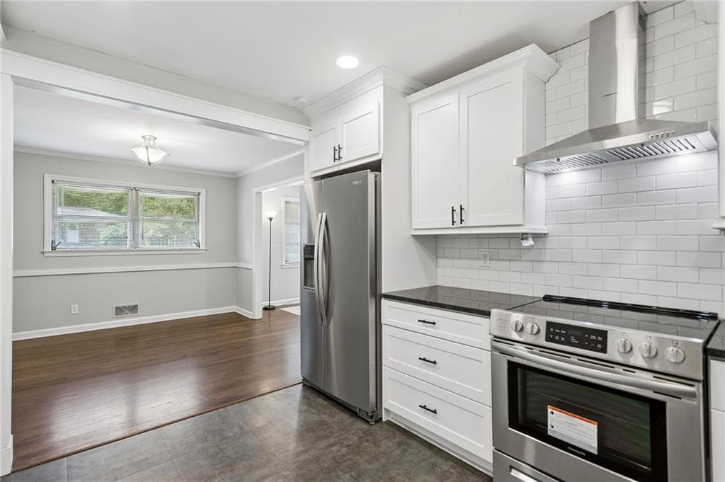 3 bedroom, 3 bathroom, 1,226 sq ft single family residence for sale at 3690 Wisteria Lane, Smyrna, GA 30082 — photo 4