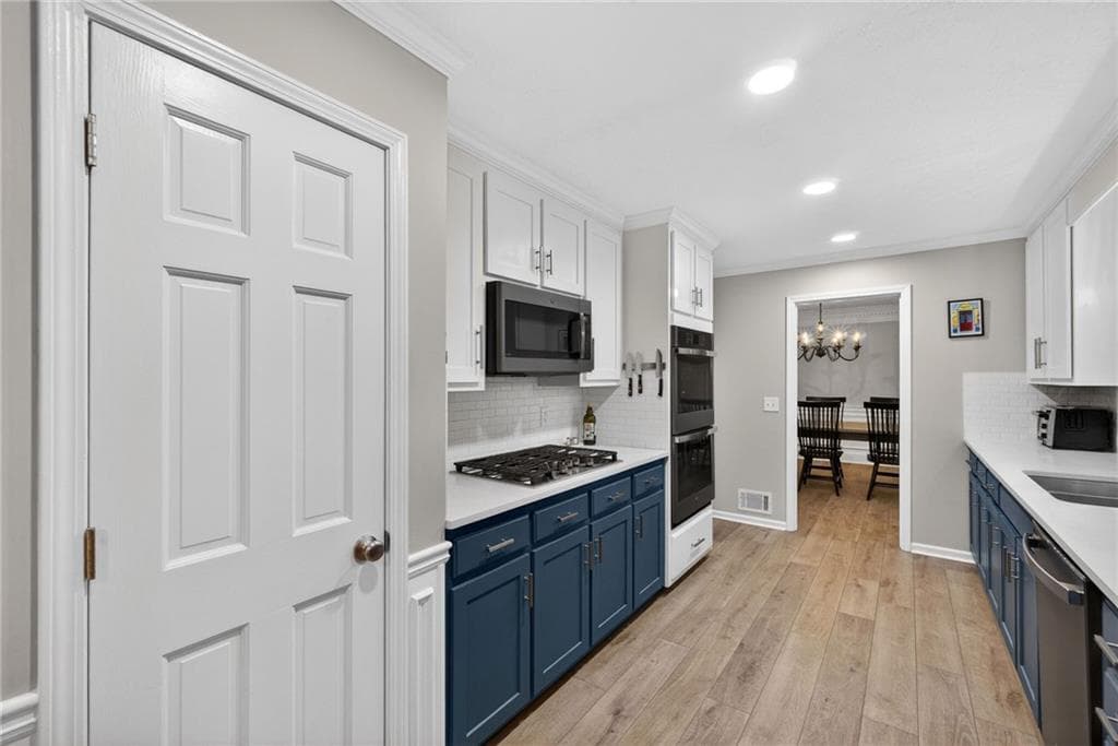 4 bedroom, 3 bathroom, 3,354 sq ft single family residence for sale at 1235 Buice Drive, Lilburn, GA 30047 — photo 8