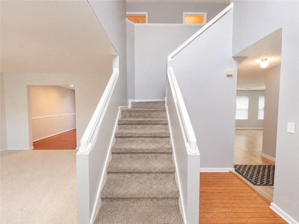 4 bedroom, 3 bathroom, 2,373 sq ft single family residence under contract at 6675 Princeton Park Court, Lithonia, GA 30058 — photo 3