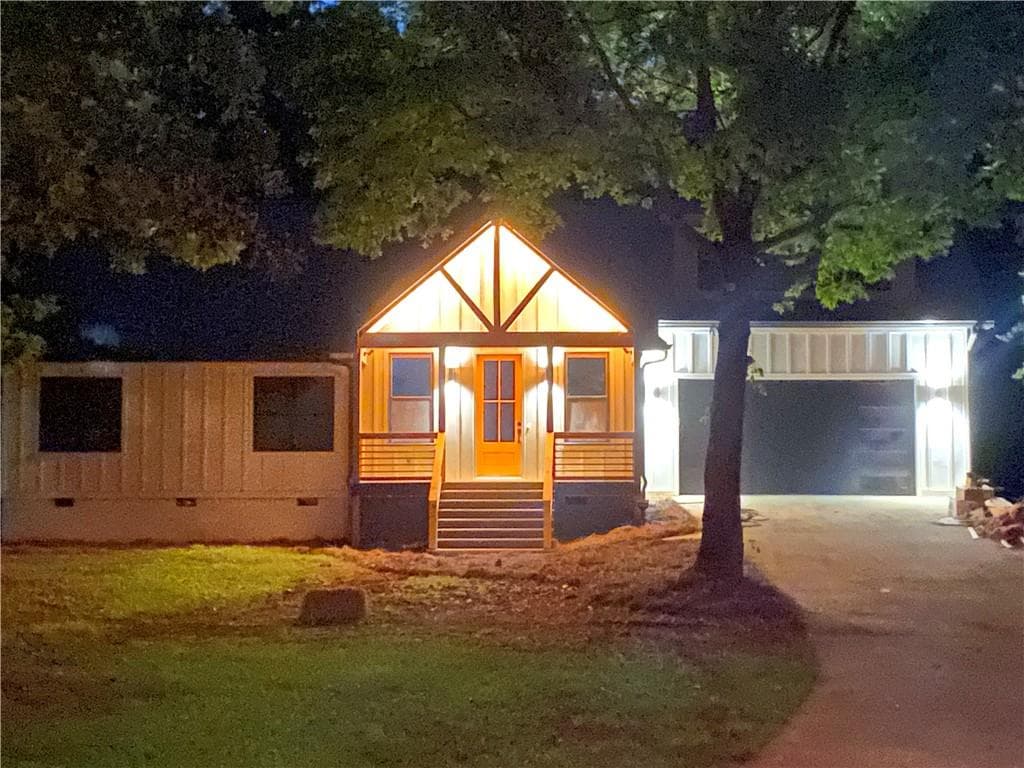 4 bedroom, 3 bathroom, 2,339 sq ft single family residence for sale at 374 Academy Woods Drive, Jefferson, GA 30549 — photo 4
