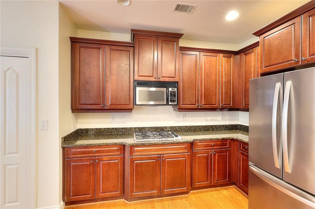 3 bedroom, 2 bathroom, 2,059 sq ft single family residence for sale at 2008 Jefferson Hall Drive, Monroe, GA 30656 — photo 8