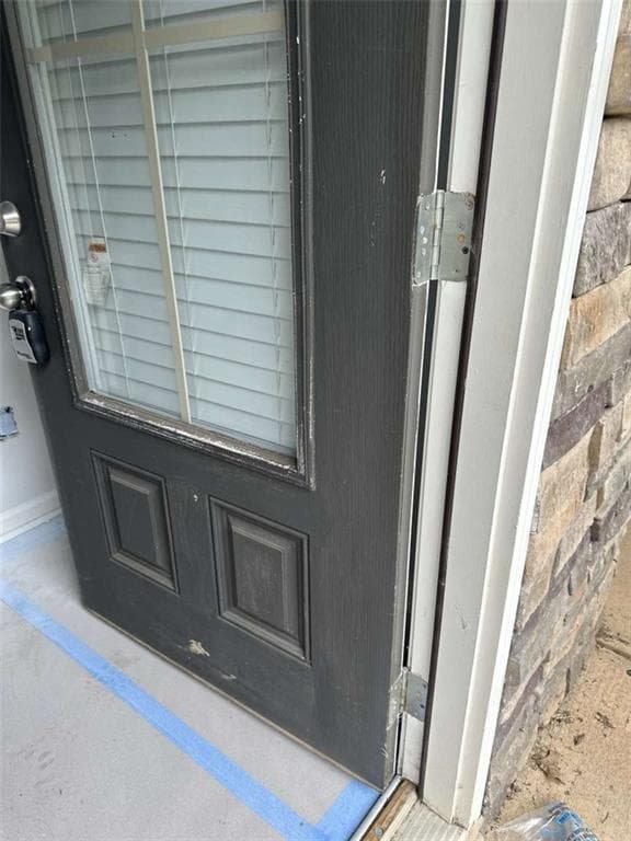 3 bedroom, 3 bathroom, 1,470 sq ft townhouse for sale at 3023 Deerborne Court, Atlanta, GA 30331 — photo 2