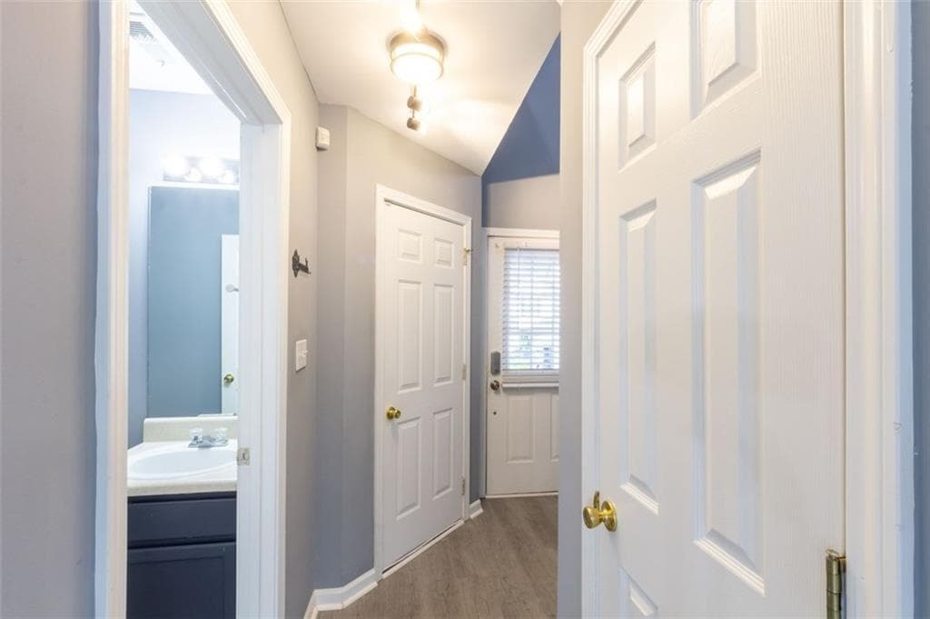 2 bedroom, 3 bathroom, 1,216 sq ft townhouse for rent at 6726 Gallant Court 169, Mableton, GA 30126 for $1,800 a month — photo 4
