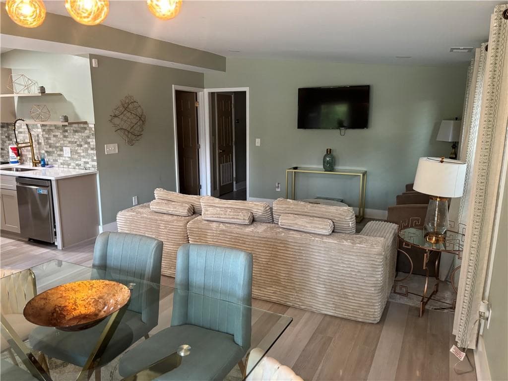 4 bedroom, 2 bathroom, 1,787 sq ft single family residence for sale at 2047 Boulderview, Atlanta, GA 30316 — photo 5