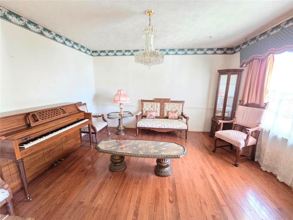 3 bedroom, 3 bathroom, 1,848 sq ft single family residence for sale at 375 Arch Street, Athens, GA 30601 — photo 6